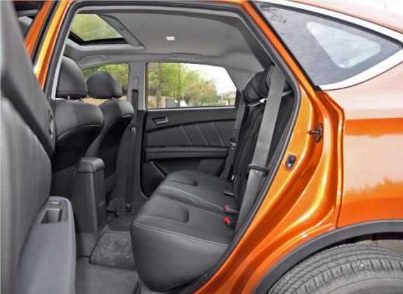 优6 SUV 2017款 改款 1.6T 旗舰型 车厢座椅   后排空间