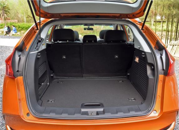 优6 SUV 2017款 改款 1.6T 旗舰型 车厢座椅   后备厢