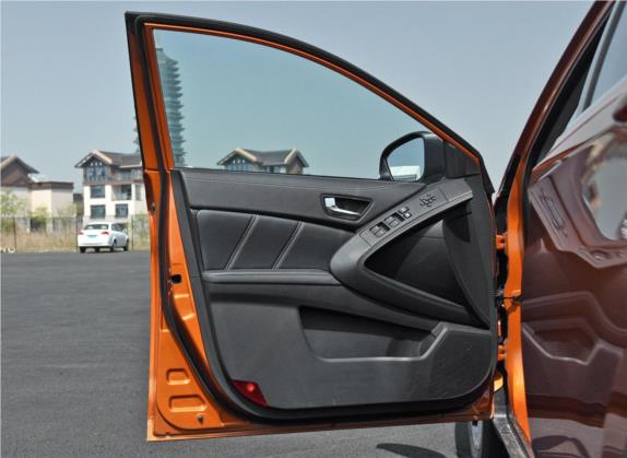 优6 SUV 2017款 改款 1.6T 旗舰型 车厢座椅   前门板