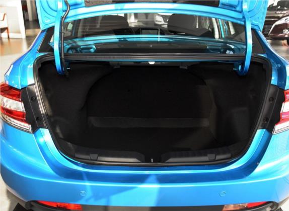锐3 2016款 1.6L CVT尊享型天窗版 车厢座椅   后备厢