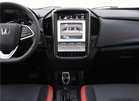 U5 SUV 2017款 1.6L CVT名士版 中控类   中控台