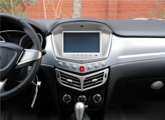 欧朗 2012款 三厢 1.5L 自动尊贵型 中控类   中控台