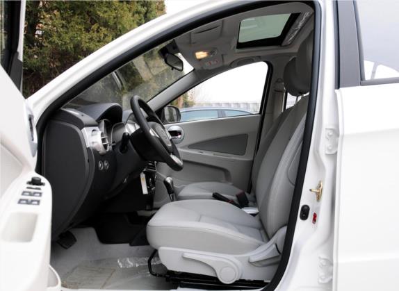 欧朗 2012款 三厢 1.5L 自动尊贵型 车厢座椅   前排空间