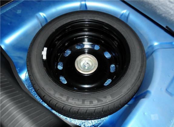 欧朗 2012款 三厢 1.5L 手动舒适型 其他细节类   备胎