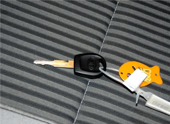 欧朗 2012款 三厢 1.5L 手动舒适型 其他细节类   钥匙