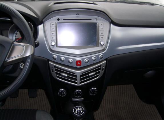 欧朗 2014款 两厢 1.5L 手动舒适型 中控类   中控台