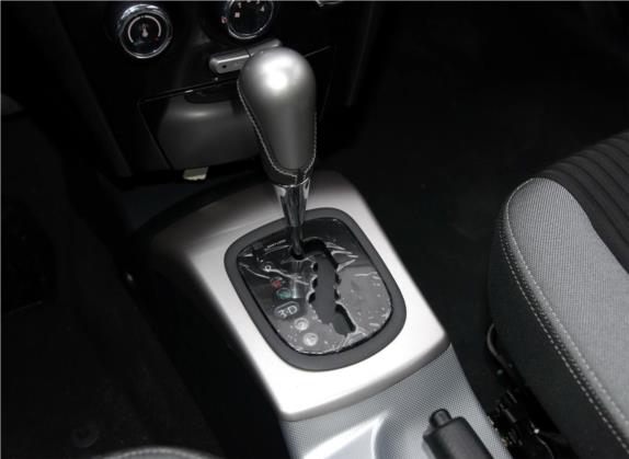 欧朗 2014款 两厢 1.5L 自动舒适型 中控类   挡把