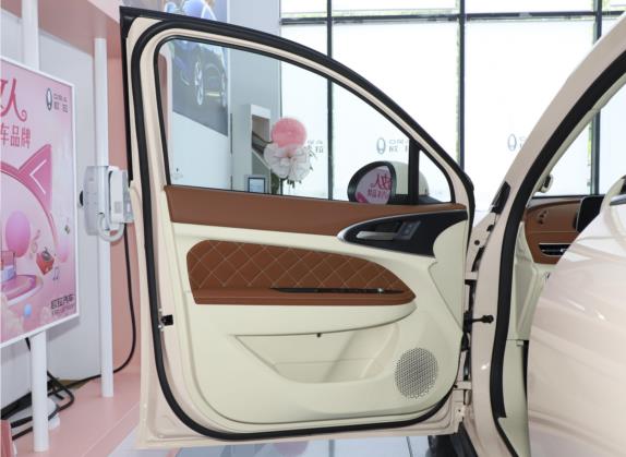 欧拉好猫 2022款 莫兰迪版 400km标准续航 尊贵型 三元锂 车厢座椅   前门板