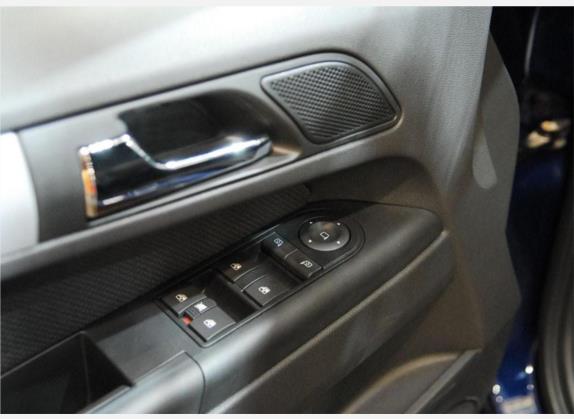 赛飞利 2006款 1.8L MT 车厢座椅   门窗控制