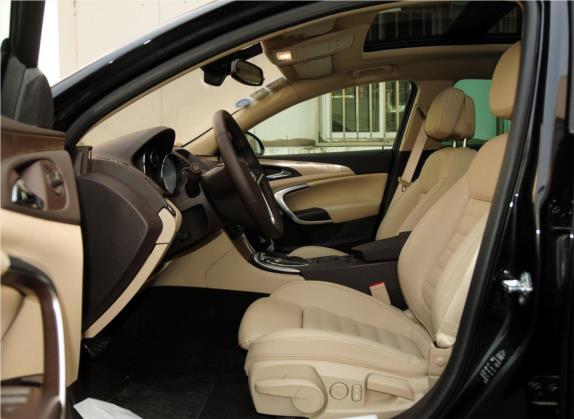 英速亚 2013款 2.0T 两驱豪华型 车厢座椅   前排空间