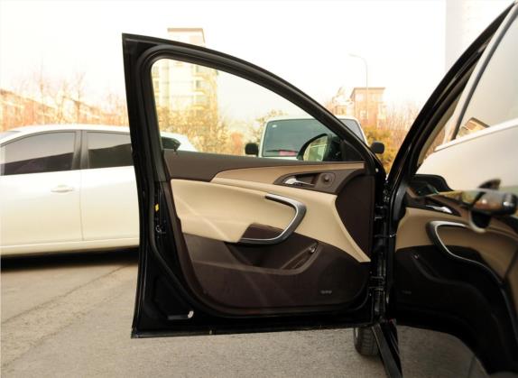 英速亚 2013款 2.0T 两驱豪华型 车厢座椅   前门板