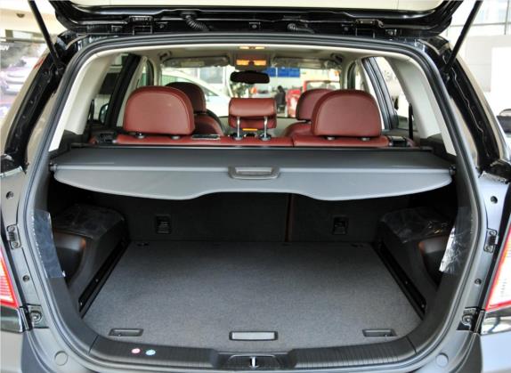 安德拉 2011款 2.4 豪华四驱版 车厢座椅   后备厢