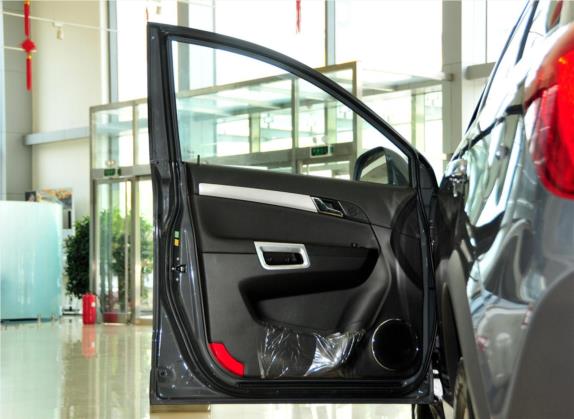 安德拉 2011款 2.4 舒适四驱版 车厢座椅   前门板