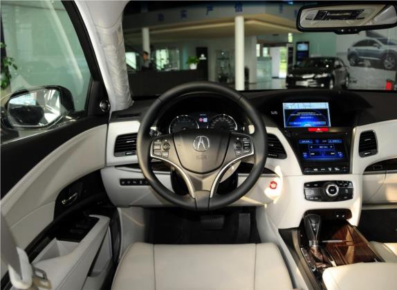 讴歌RLX 2013款 3.5L PAWS版 中控类   驾驶位