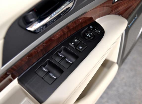讴歌RLX 2015款 3.5L Hybrid SH-AWD版 车厢座椅   门窗控制