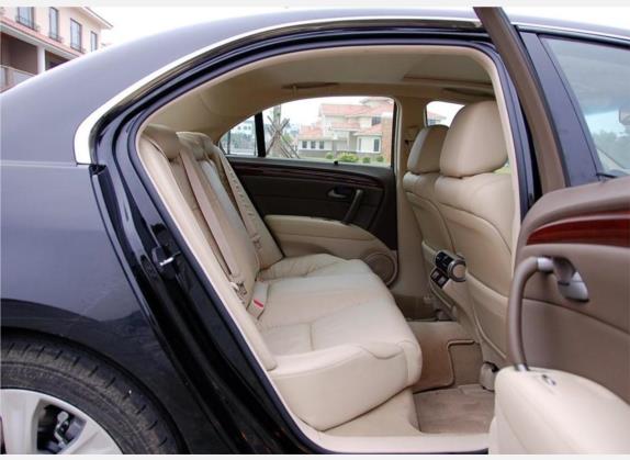 讴歌RL 2008款 3.7 AWD 车厢座椅   后排空间