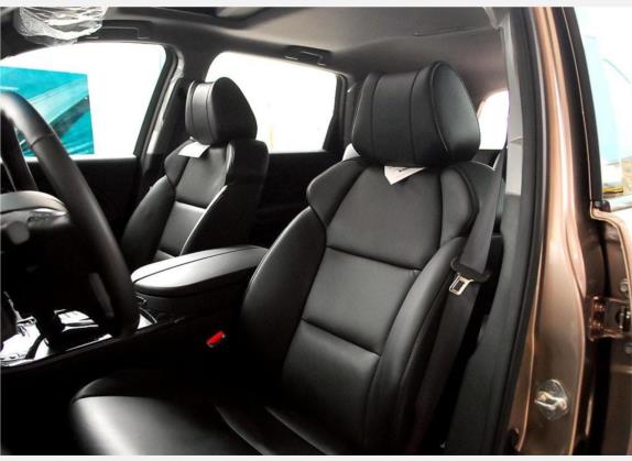讴歌MDX 2007款 3.7 车厢座椅   前排空间