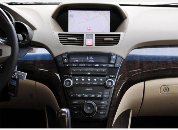 讴歌MDX 2010款 3.7 舒适版 中控类   中控台