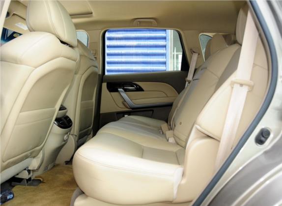 讴歌MDX 2011款 3.7 标准尊享运动版 车厢座椅   后排空间