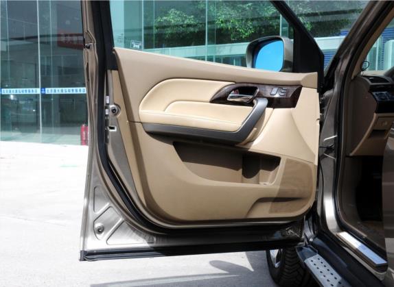 讴歌MDX 2011款 3.7 标准尊享运动版 车厢座椅   门窗控制