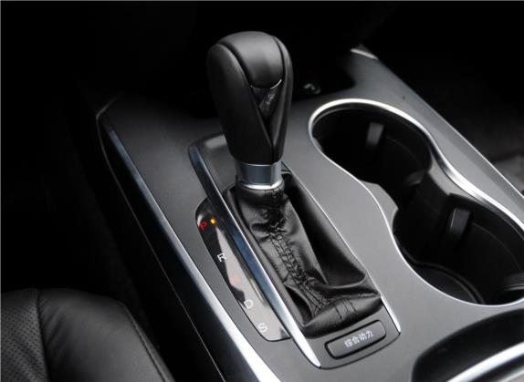 讴歌MDX 2014款 3.5L 精英版 中控类   挡把