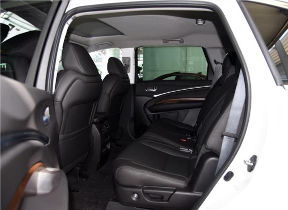 讴歌MDX 2017款 3.0L 享驭版 车厢座椅   后排空间