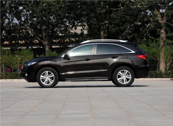 讴歌RDX(进口) 2013款 3.0L 两驱精英版 外观   正侧