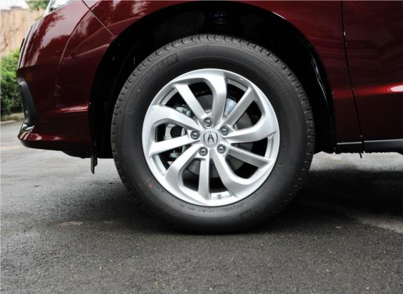 讴歌RDX(进口) 2016款 3.0L 两驱精锐版 其他细节类   前轮