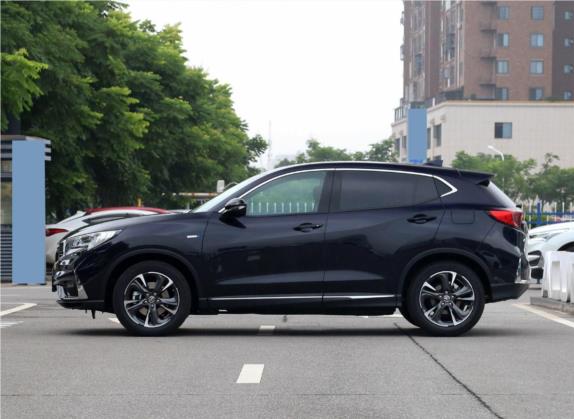 讴歌CDX 2021款 2.0L 两驱质享版Hybrid 外观   正侧