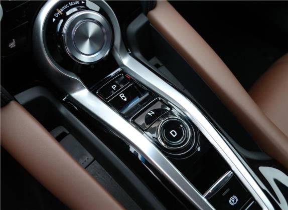 讴歌CDX 2021款 2.0L 两驱质享版Hybrid 中控类   挡把