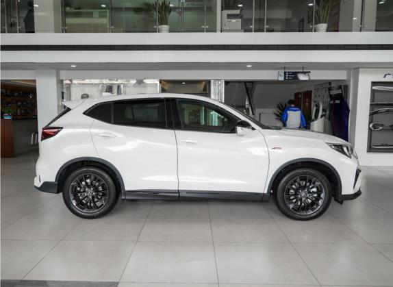 讴歌CDX 2021款 1.5T 两驱尊享·A-Spec智能安全运动款 外观   正侧