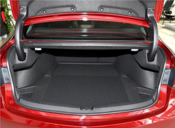 讴歌TLX-L 2018款 2.4L 尊享版 车厢座椅   后备厢