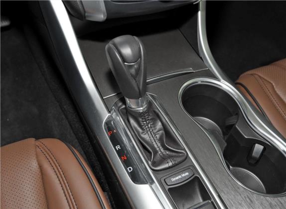 讴歌TLX-L 2018款 2.4L 尊享版 中控类   挡把
