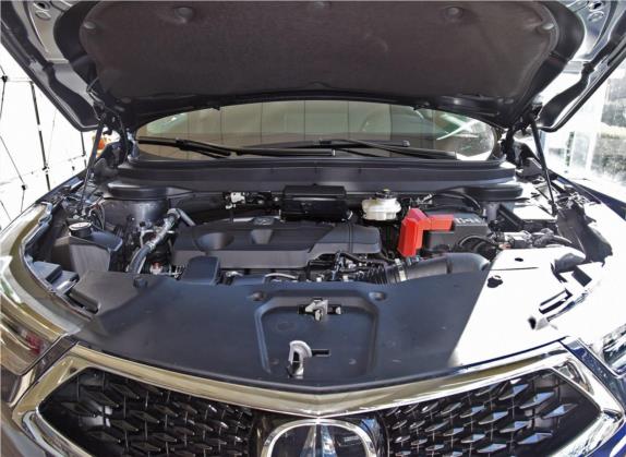 讴歌RDX 2019款 2.0T 智享版SH-AWD 国VI 其他细节类   发动机舱