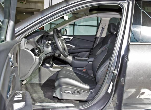 讴歌RDX 2019款 2.0T 智享版SH-AWD 国VI 车厢座椅   前排空间