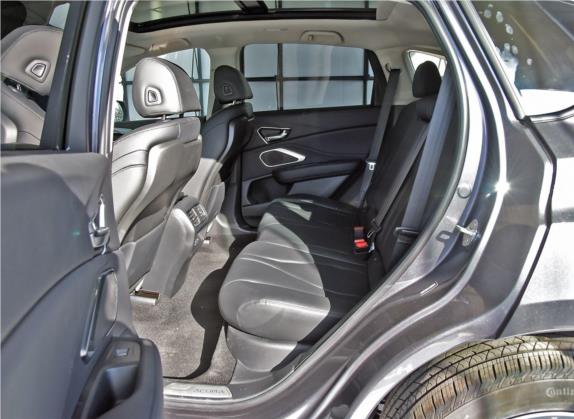 讴歌RDX 2019款 2.0T 智享版SH-AWD 国VI 车厢座椅   后排空间