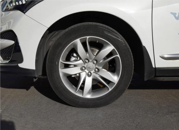 讴歌RDX 2019款 2.0T 钻享版SH-AWD 国VI 其他细节类   前轮
