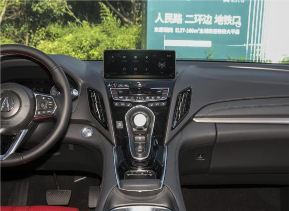 讴歌RDX 2019款 2.0T 钻享·魅版SH-AWD 国VI 中控类   中控台