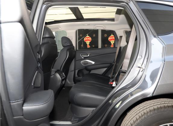 讴歌RDX 2020款 2.0T 智享版SH-AWD 车厢座椅   后排空间