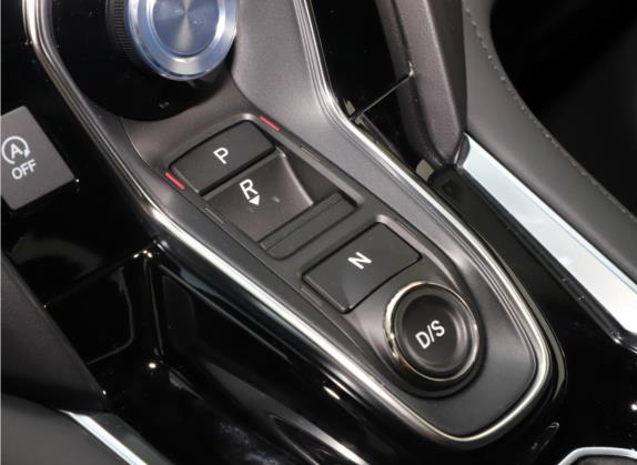 讴歌RDX 2020款 2.0T 智享版SH-AWD 中控类   挡把