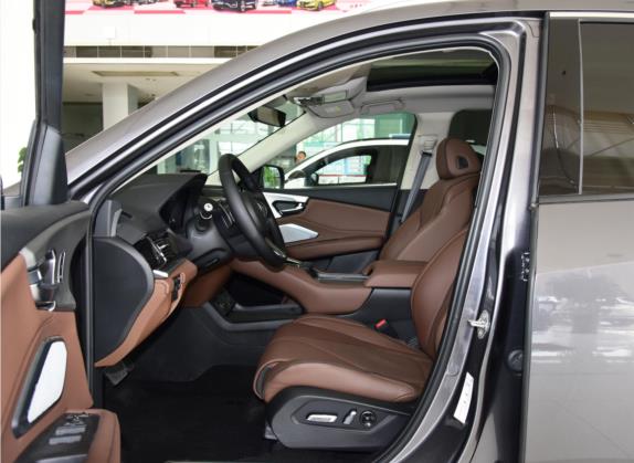 讴歌RDX 2020款 2.0T 钻享版SH-AWD 车厢座椅   前排空间