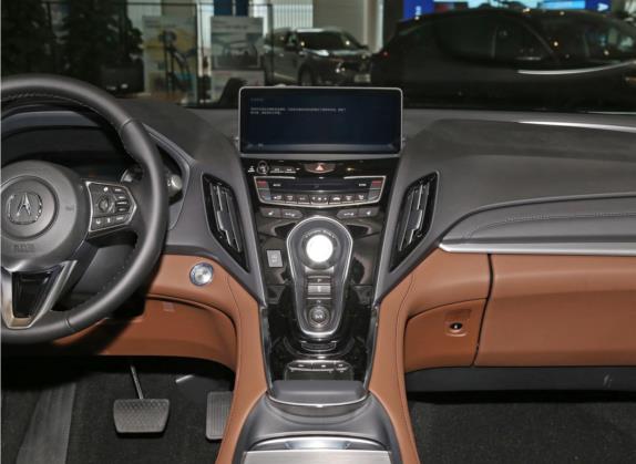 讴歌RDX 2022款 2.0T 智享钛金暗夜限量版SH-AWD 中控类   中控台
