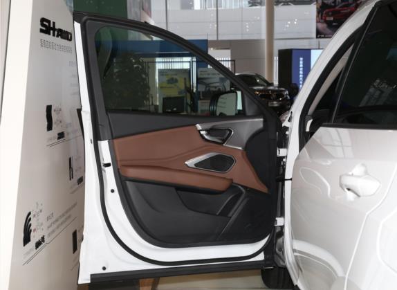 讴歌RDX 2022款 2.0T 智享钛金暗夜限量版SH-AWD 车厢座椅   前门板