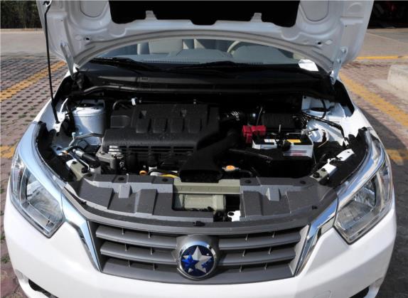 启辰D50 2012款 1.6L 手动舒适版 其他细节类   发动机舱