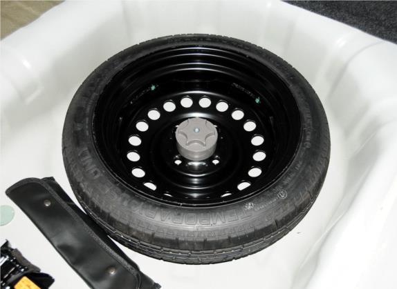 启辰D50 2012款 1.6L 自动舒适版 其他细节类   备胎