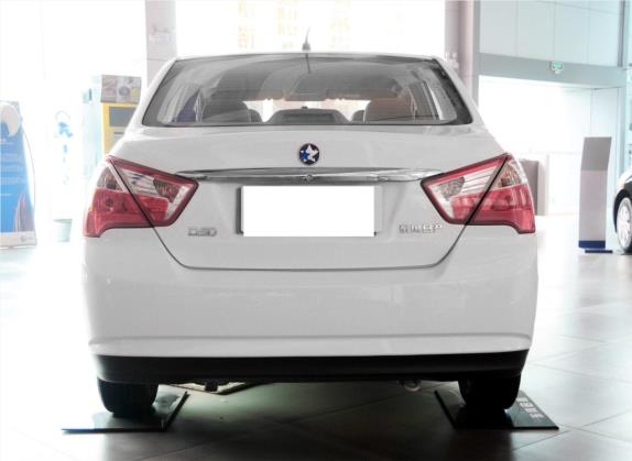 启辰D50 2012款 1.6L 自动舒适版 外观   正后