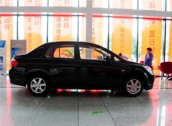 启辰D50 2013款 1.6L 手动豪华版 外观   正侧