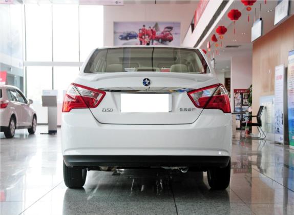 启辰D50 2013款 1.6L 自动豪华版 外观   正后