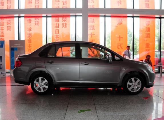 启辰D50 2013款 1.6L 手动北斗导航版 外观   正侧