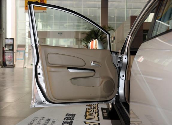 启辰D50 2013款 1.6L 自动北斗导航版 车厢座椅   前门板
